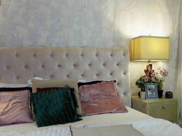 AshleyVasquez AshleyVasquez