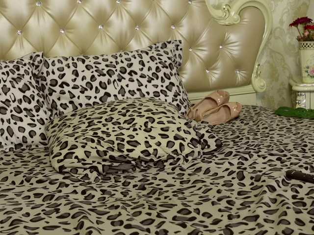 CarmellaAngel's BongaCams show and profile