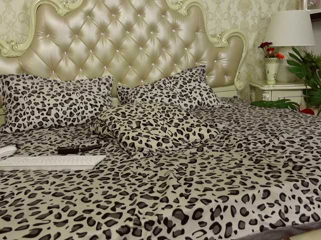 CarmellaAngel's BongaCams show and profile