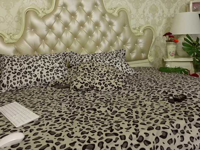 CarmellaAngel webcam