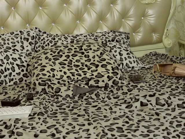 CarmellaAngel's BongaCams show and profile