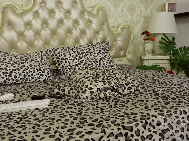 carmellaangel online