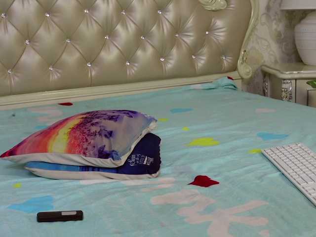  CarmellaAngel chat room