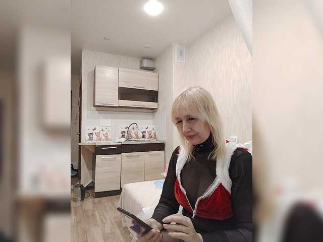 pautina100's BongaCams show and profile