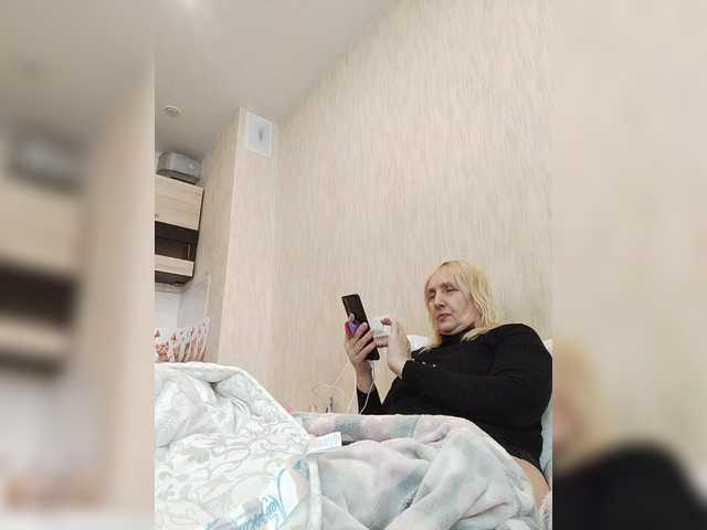 pautina100's BongaCams show and profile