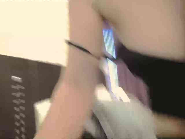 AprilBronte webcam