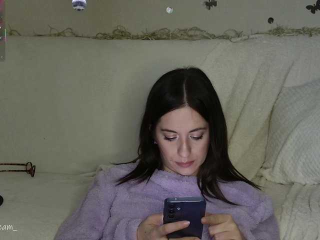 Italian1Dream's BongaCams show and profile