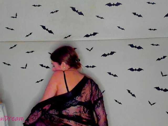 Italian1Dream from BongaCams