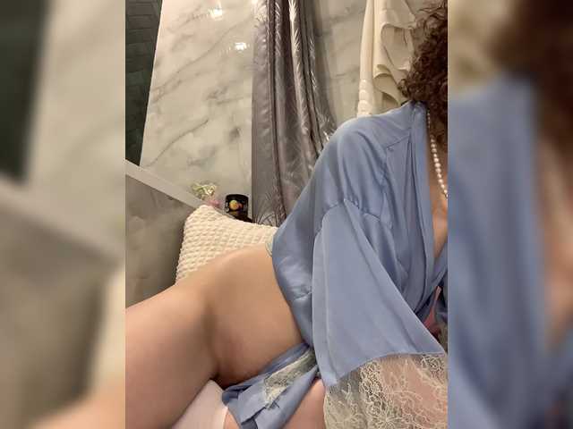 LoveLama's BongaCams show and profile