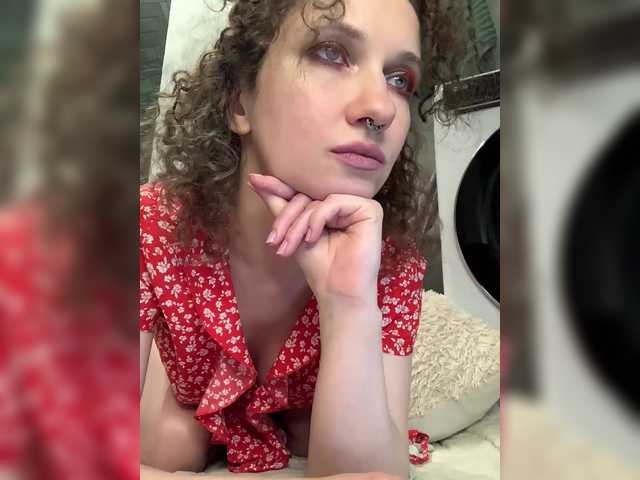 LoveLama's BongaCams show and profile