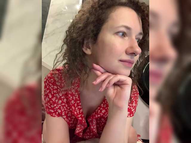 LoveLama's BongaCams show and profile