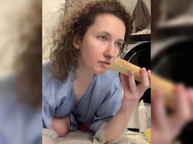 LoveLama's BongaCams show and profile