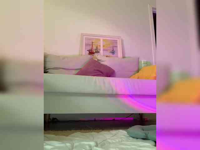 AlenaRai webcam