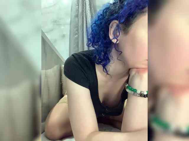 AlenaRai webcam