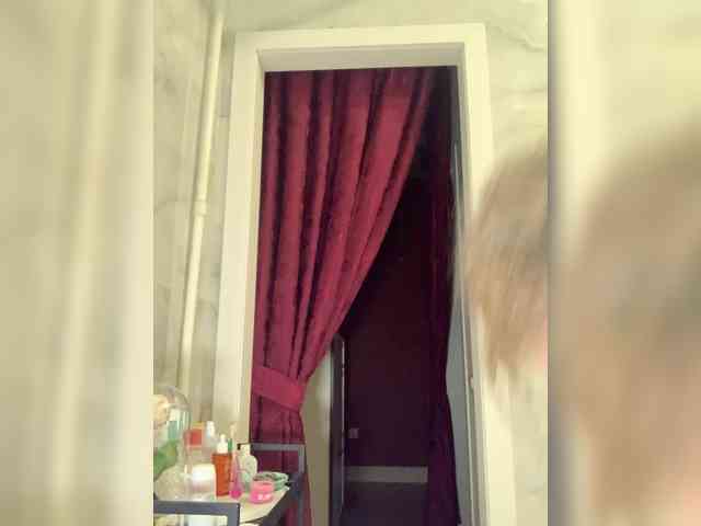 AlenaRai webcam