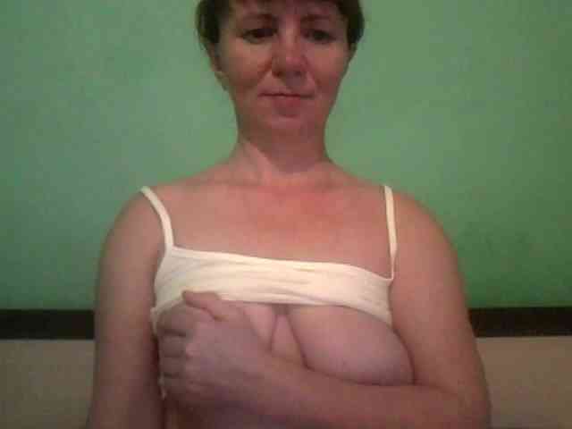 Oksina Live Webcam on BongaCams