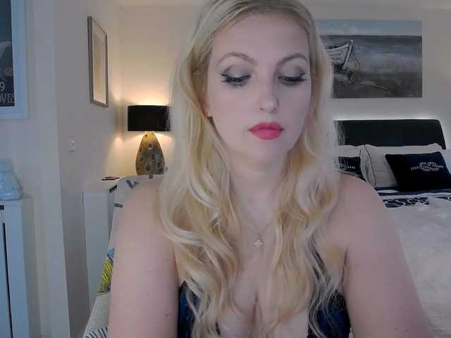 deliciousalba live sex show