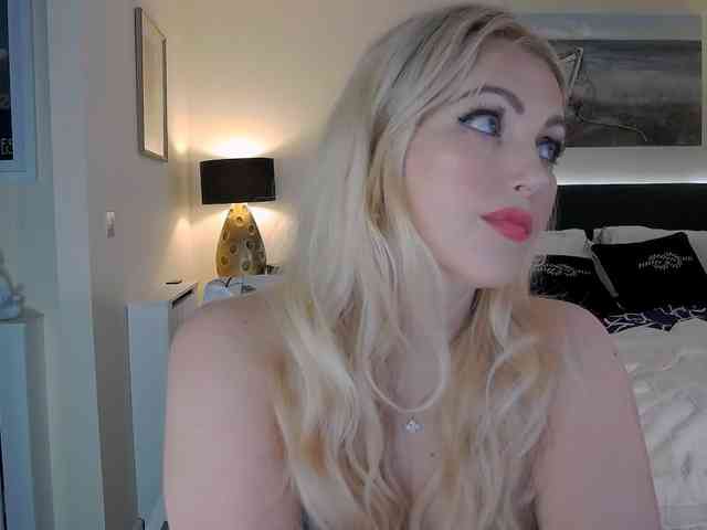 DeliciousAlba webcam