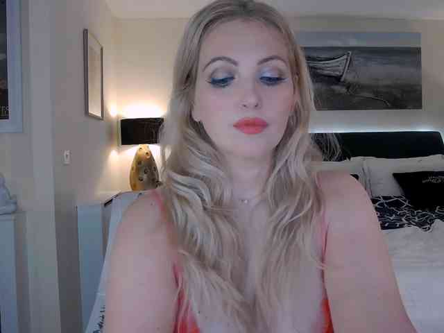 DeliciousAlba webcam