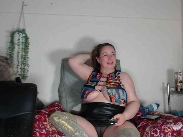 titanic-tits Live Webcam on BongaCams