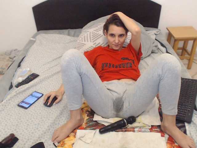 xostefanny's BongaCams show and profile