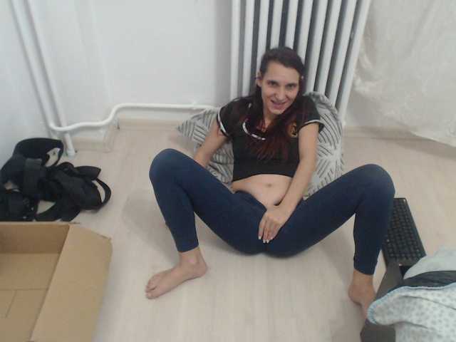 xostefanny's BongaCams show and profile