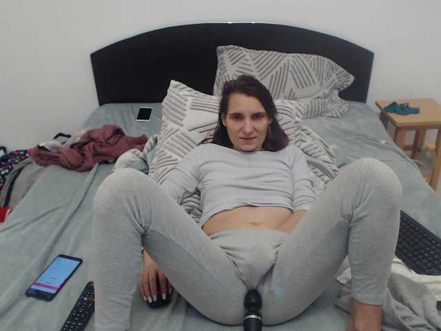 xostefanny's BongaCams show and profile