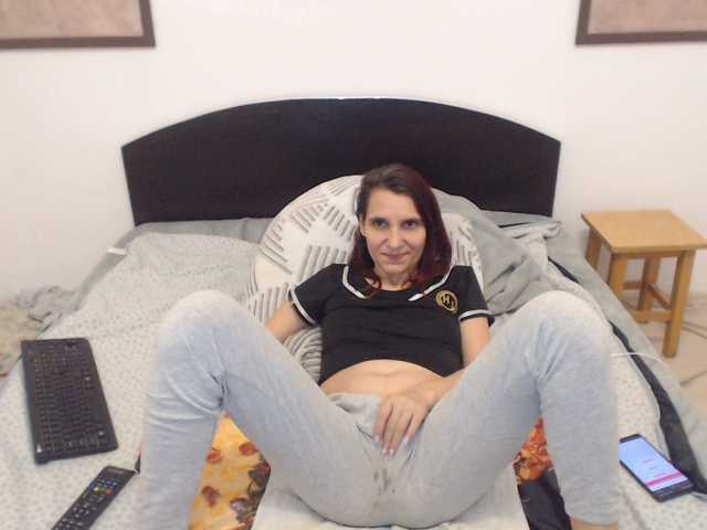 xostefanny's BongaCams show and profile