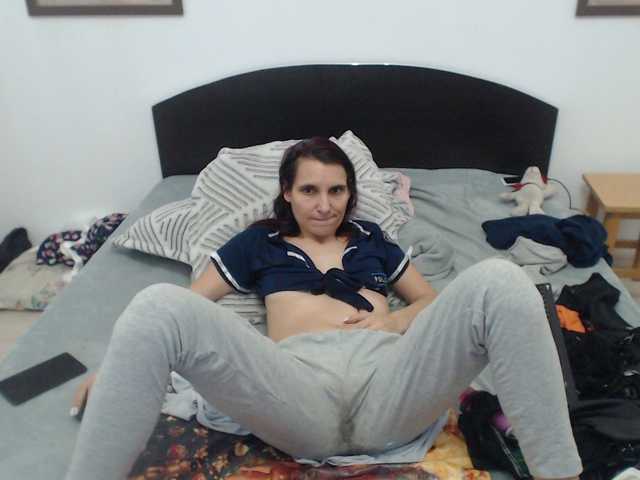 xostefanny's BongaCams show and profile