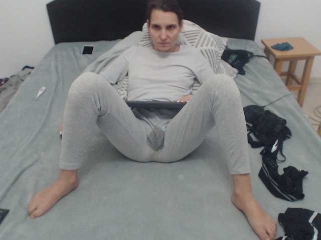 xostefanny's BongaCams show and profile