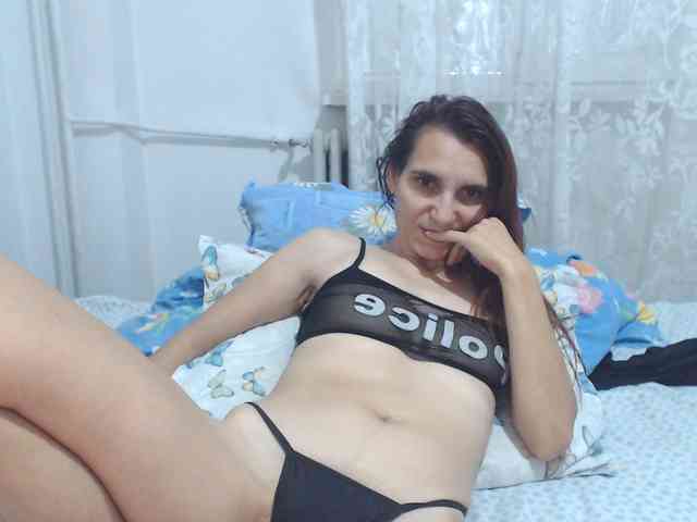 cumpussywet webcam