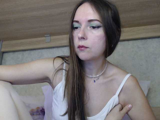 TvoyaIgrushka's BongaCams show and profile