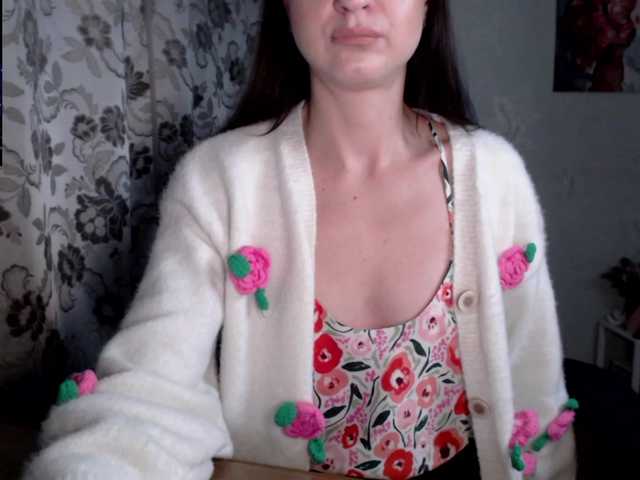 Lapochka2's BongaCams show and profile