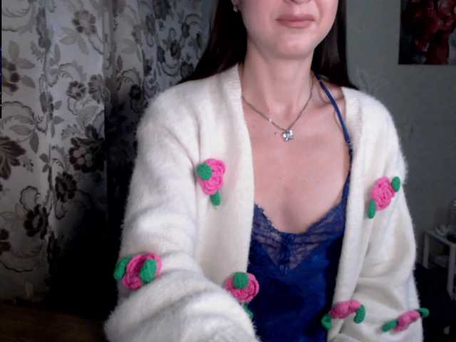 Lapochka2's BongaCams show and profile