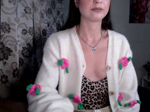 Lapochka2's BongaCams show and profile