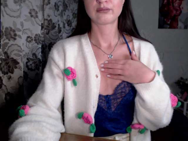 Lapochka2's BongaCams show and profile