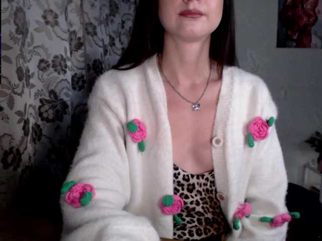 Lapochka2's BongaCams show and profile