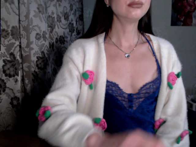 Lapochka2's BongaCams show and profile