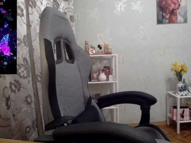 Lapochka2's BongaCams show and profile