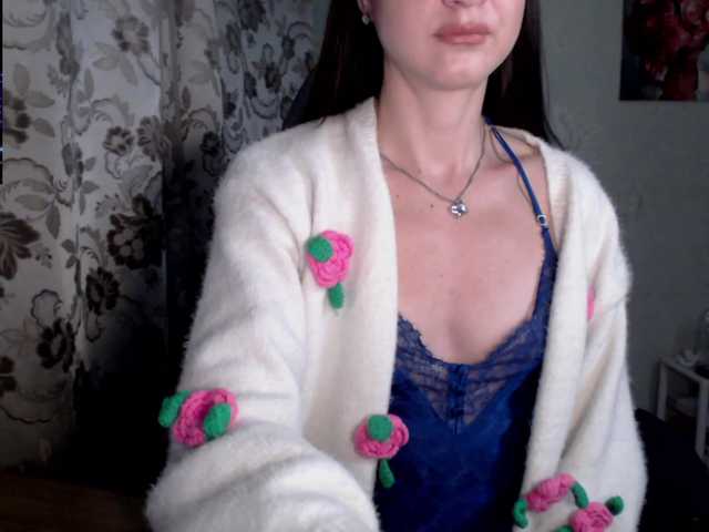 Lapochka2's BongaCams show and profile