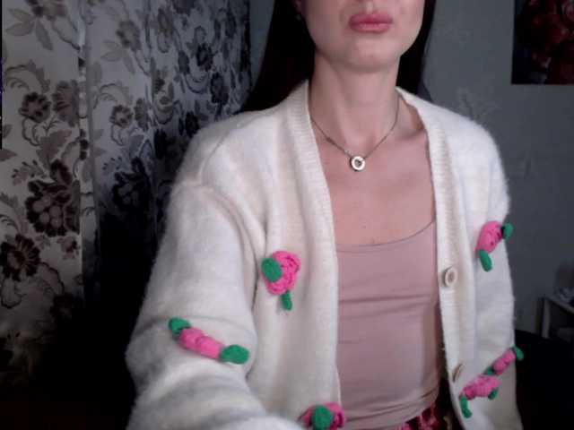 Lapochka2's BongaCams show and profile