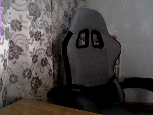 Lapochka2's BongaCams show and profile