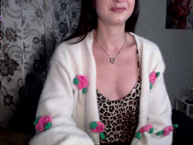 Lapochka2's BongaCams show and profile