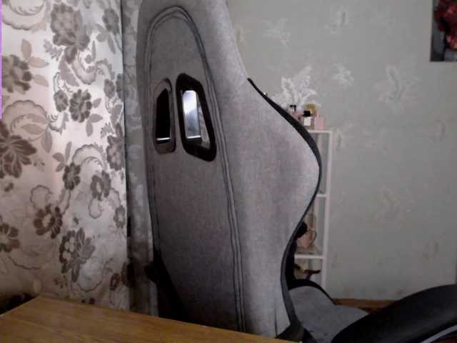 Lapochka2's BongaCams show and profile