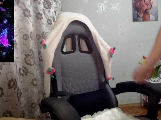 Lapochka2's BongaCams show and profile