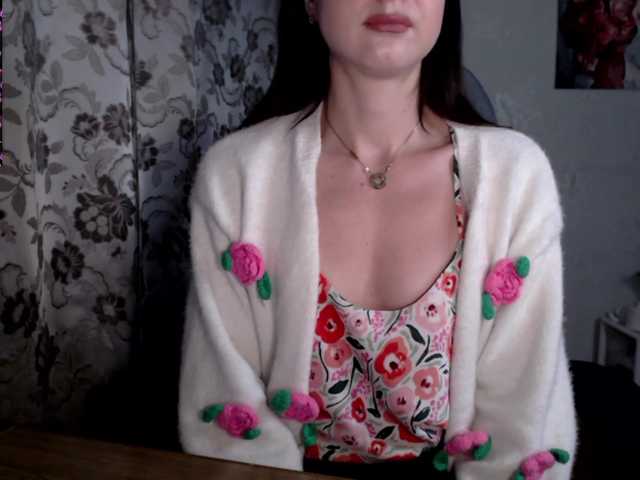 Lapochka2's BongaCams show and profile