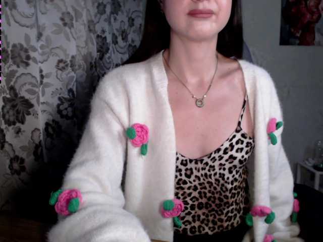 Lapochka2's BongaCams show and profile