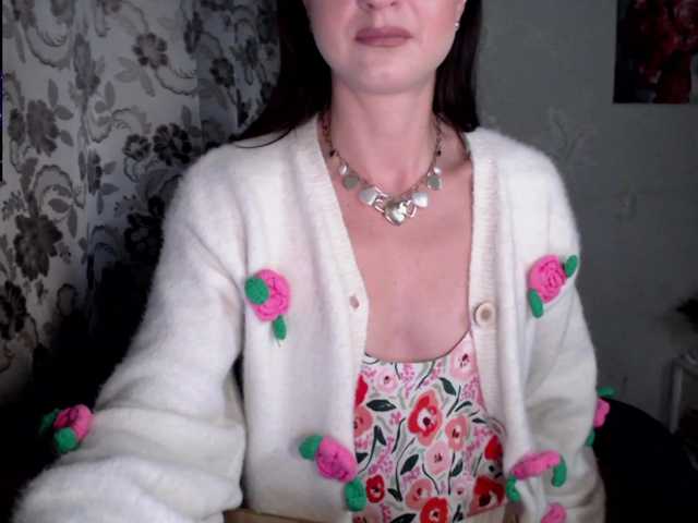 Lapochka2's BongaCams show and profile