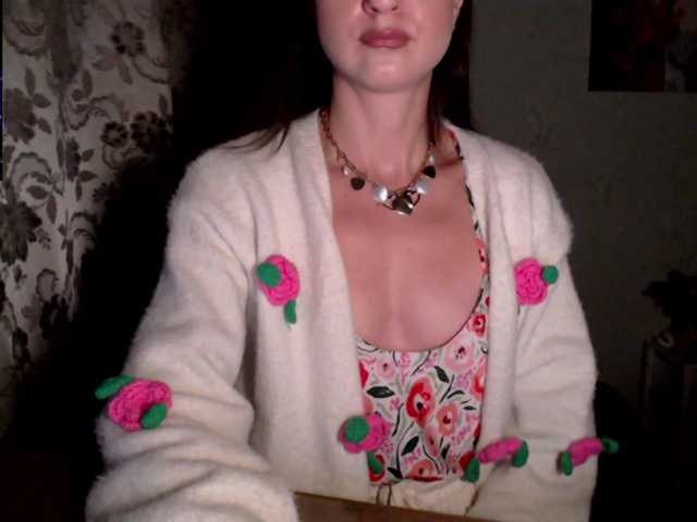 Lapochka2's BongaCams show and profile