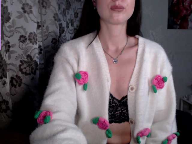 Lapochka2's BongaCams show and profile